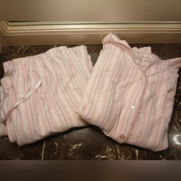 Croft & Barrow Pink Striped Pajama Set - Picture 9 of 10